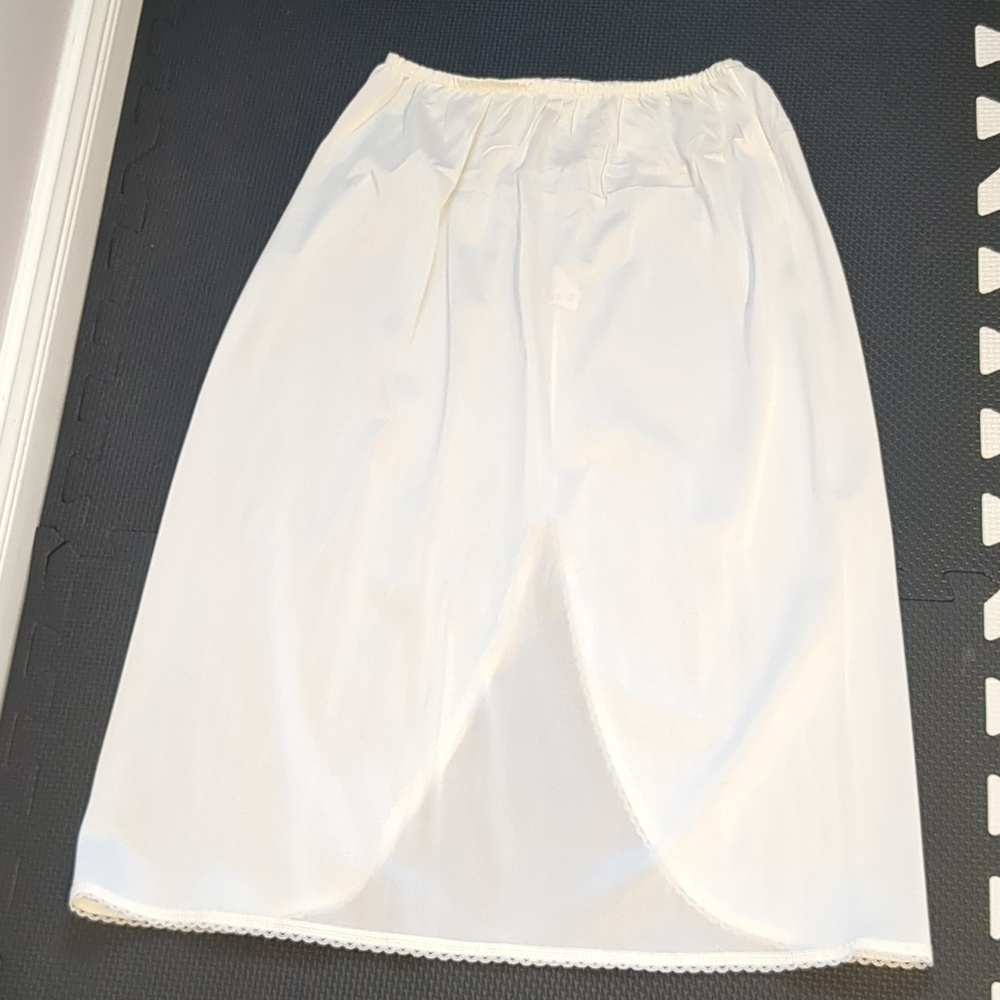 Midi length slip - S